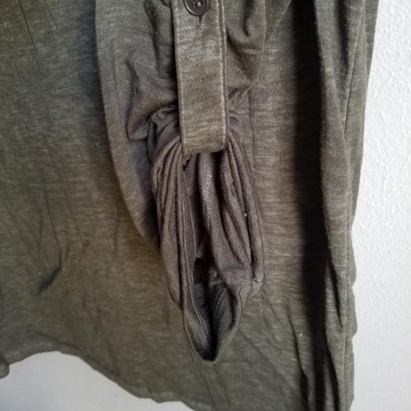 Maroon & Gray H&M Top Bundle w/Buttoned Sleeve, S - Picture 8 of 10